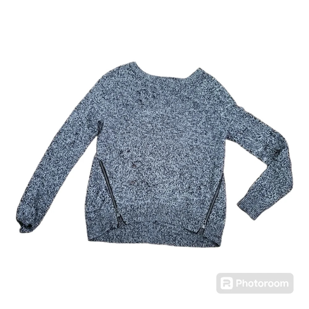 Express‎ distressed sweater with zipper detailing